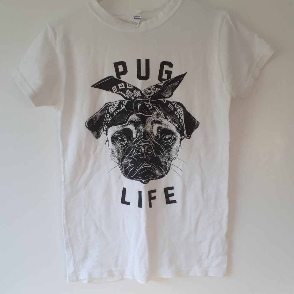 Pug Tee fits Small